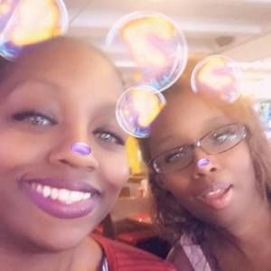 Meet your Posher, Delia